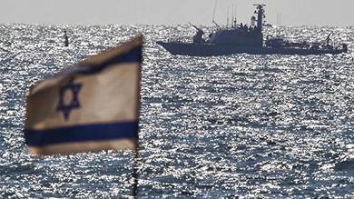 انفجارات تدوي في المنطقة.. إسرائيل تجري تدريبات بحرية قرب لبنان